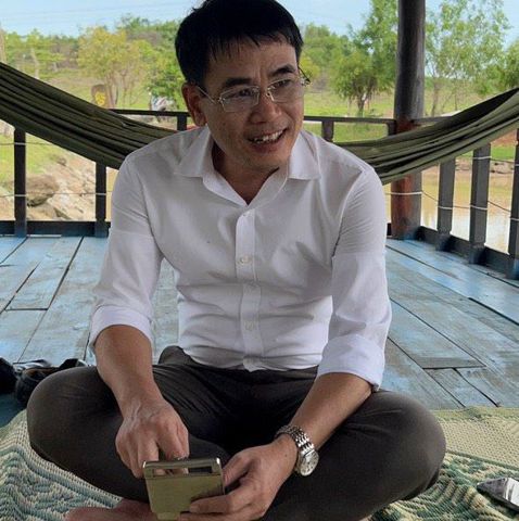 Hồ Ngọc, 50 tuổi, Vinh, Việt Nam