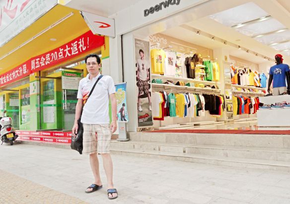 Huy, 49 tuổi, Quận Tây Hồ, Việt Nam