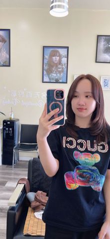 Duyên Nguyễn, 29 tuổi, Quận 1, Việt Nam