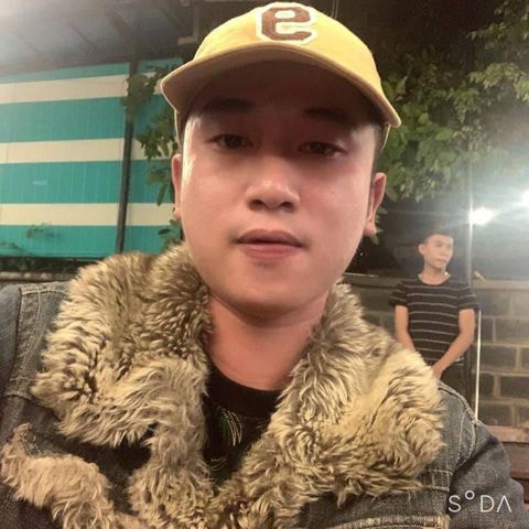 hồ văn anh quân, 27 tuổi, Huế, -- Select Country --