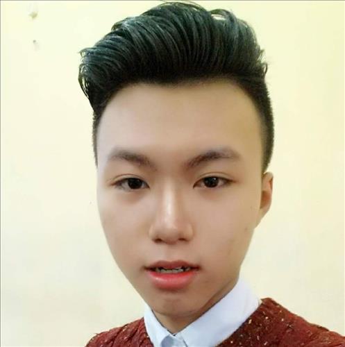 Trần Hoàng Long, 17 tuổi, Quận Hồng Bàng, Việt Nam
