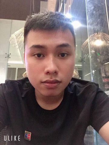 Diệp Hùng, 23 tuổi, Quận Bình Thạnh, Việt Nam