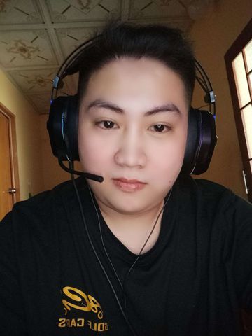 Jonny Phan, 25 tuổi, Long Xuyên, Việt Nam