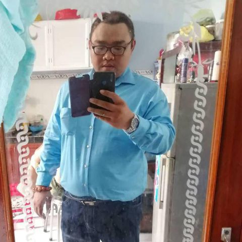 Nguyễn Vũ Thịnh, 37 tuổi, Tân An, Việt Nam