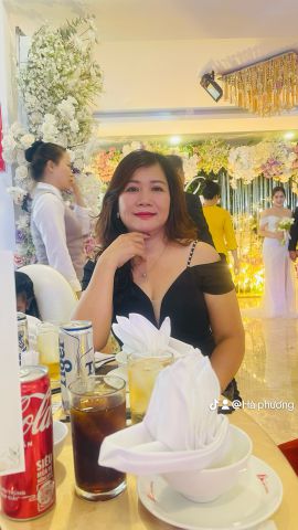 Phượng, 47 tuổi, Huế, -- Select Country --