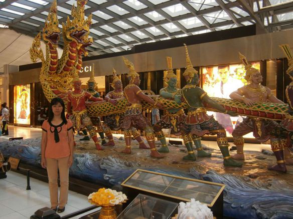 Hoàng Hải My, 49 tuổi, Huế, -- Select Country --