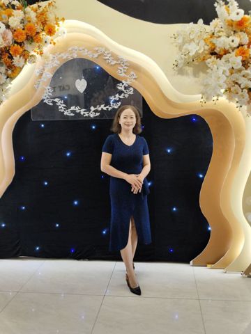VÂN PHẠM, 45 tuổi, Tân An, Việt Nam
