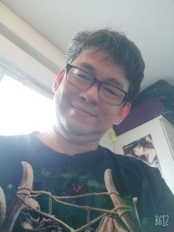 NGUYEN John, 68 tuổi, Quận 1, Việt Nam
