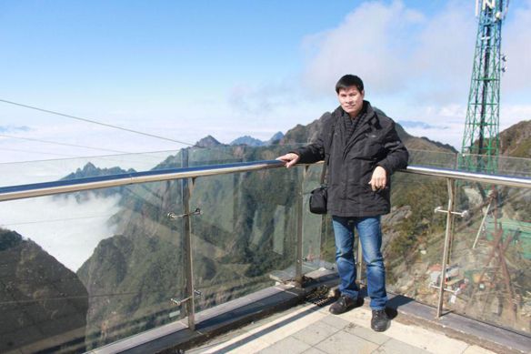 AVI, 61 tuổi, Quận 1, Việt Nam