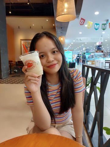 Trang, 22 tuổi, Quận Ninh Kiều, Việt Nam