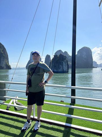 Hong Pham(Không tìm..., 67 tuổi, Quận 1, Việt Nam