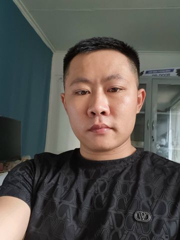 Văn chiến, 37 tuổi, Quận Hà Đông, Việt Nam