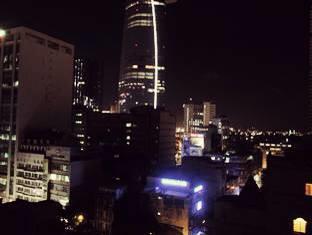 nguyễn suri, 25 tuổi, Quận 1, Việt Nam
