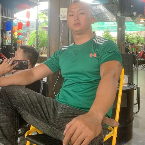 Ngọc thành, 33 tuổi, Huế, -- Select Country --