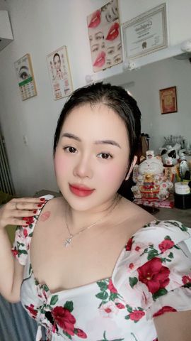 Uyên nhã, 28 tuổi, Xuân Lộc, Việt Nam