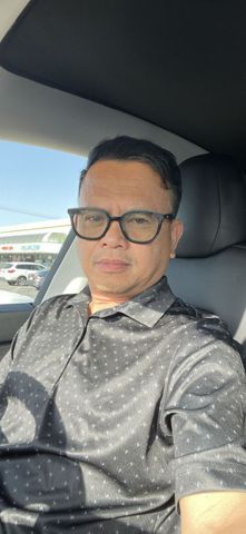 Trương Max, 53 tuổi, Quận 1, Việt Nam