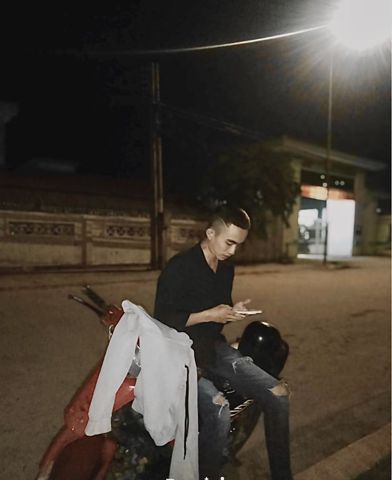 Vinh, 22 tuổi, Bạc Liêu, -- Select Country --