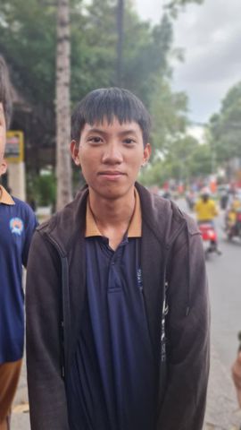 Nguyễn Quốc Huy, 23 tuổi, Biên Hòa, Việt Nam
