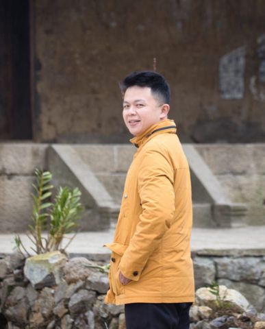 Phạm Huy Hùng, 45 tuổi, Quận 3, Việt Nam