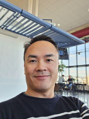 Michael, 54 tuổi, Quận 1, Việt Nam