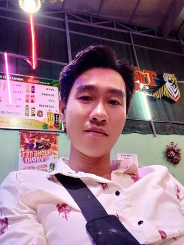 Bình Trần, 29 tuổi, Long Xuyên, Việt Nam
