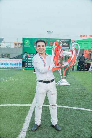 Phạm Hoàng Việt, 40 tuổi, Văn Lâm, Việt Nam