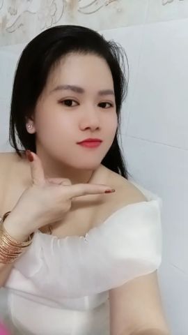 Kelly Trần, 32 tuổi, Quận 3, Việt Nam