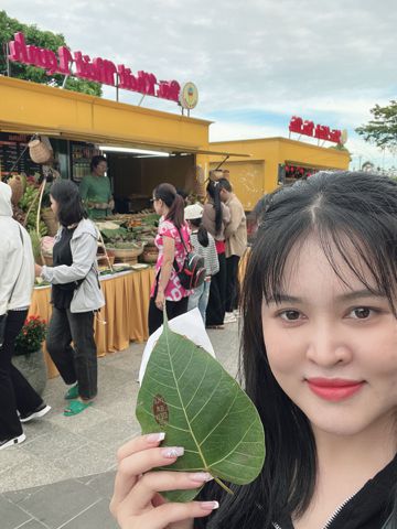 Thanh Trúc, 27 tuổi, Vĩnh Long, -- Select Country --