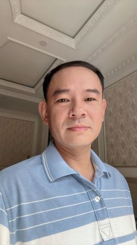 Trần Văn Hiền, 43 tuổi, Tân Phú, Việt Nam