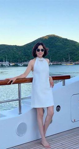 Mây Trắng, 60 tuổi, Quận 1, Việt Nam