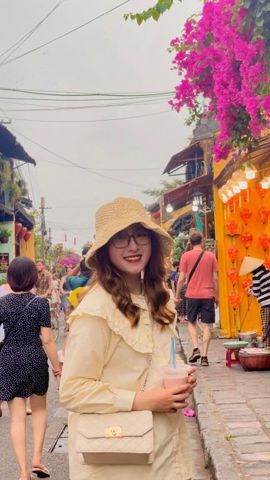 Hoa Nở, 20 tuổi, Quận 10, Việt Nam