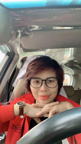 Nguyễn Thùy, 42 tuổi, Vinh, Việt Nam