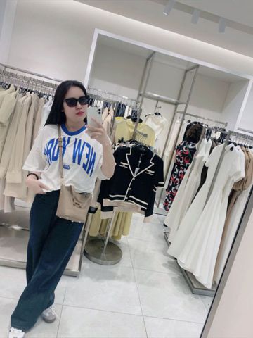 Nguyễn Thu Hà, 27 tuổi, Quận 3, Việt Nam