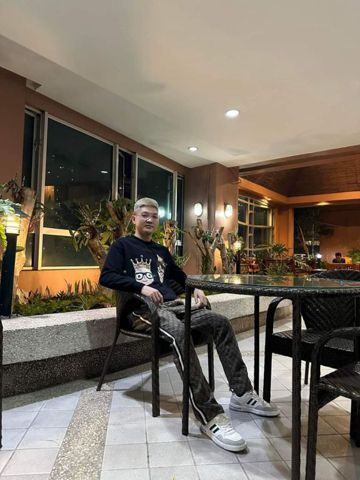 Thiên Thạch, 30 tuổi, Dĩ An, Việt Nam