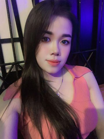 Phương Thảo, 24 tuổi, Huế, -- Select Country --