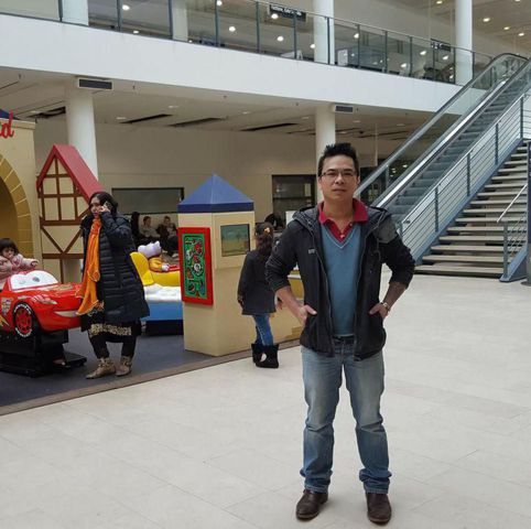 Tommy Truong, 55 tuổi, Quận 1, Việt Nam