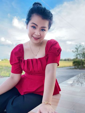 Dora, 27 tuổi, Bến Lức, Việt Nam