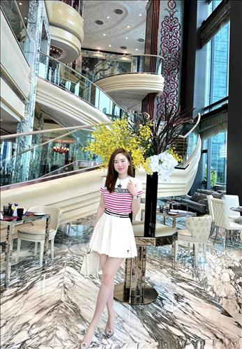 Kiều Linh, 33 tuổi, Quận 1, Việt Nam