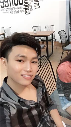 Hoàng phương, 24 tuổi, Quận 1, Việt Nam