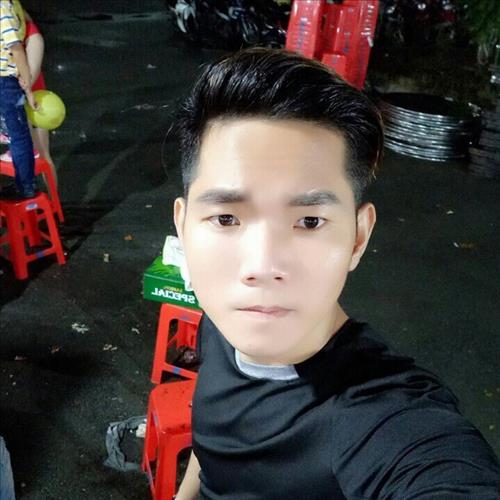 Thiện, 24 tuổi, Quận 1, Việt Nam