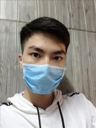 T Nguyễn, 18 tuổi, Quận Ba Đình, Việt Nam