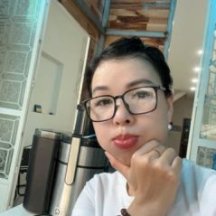 Huế, 42 tuổi, Quận 3, Việt Nam