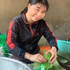 Tuổi nào cho em, 53 tuổi, Huế, -- Select Country --