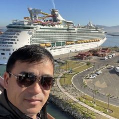 John Nguyen, 50 tuổi, Quận 1, Việt Nam