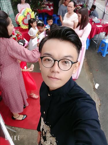 Trương Vĩnh  Hào, 23 tuổi, Quận 1, Việt Nam