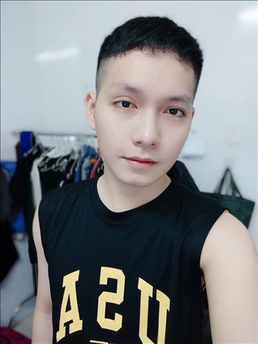 Hùng, 28 tuổi, Quận 1, Việt Nam
