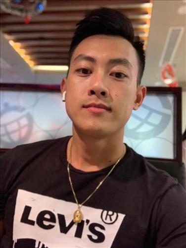 Long, 19 tuổi, Biên Hòa, Việt Nam