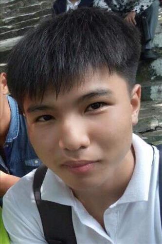 Lâm Tín, 18 tuổi, Quận 1, Việt Nam