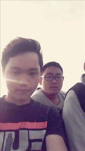 Eric Lê, 25 tuổi, Quận 1, Việt Nam