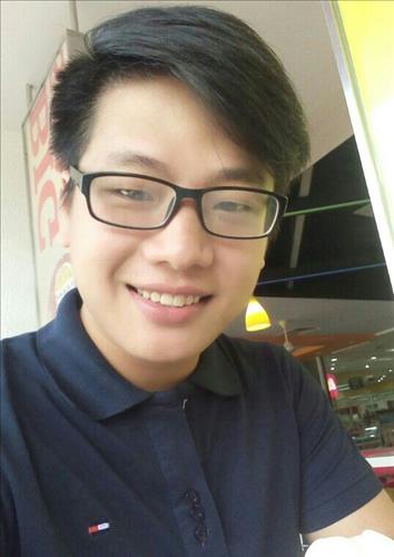 Gia Bảo, 23 tuổi, Quận 1, Việt Nam
